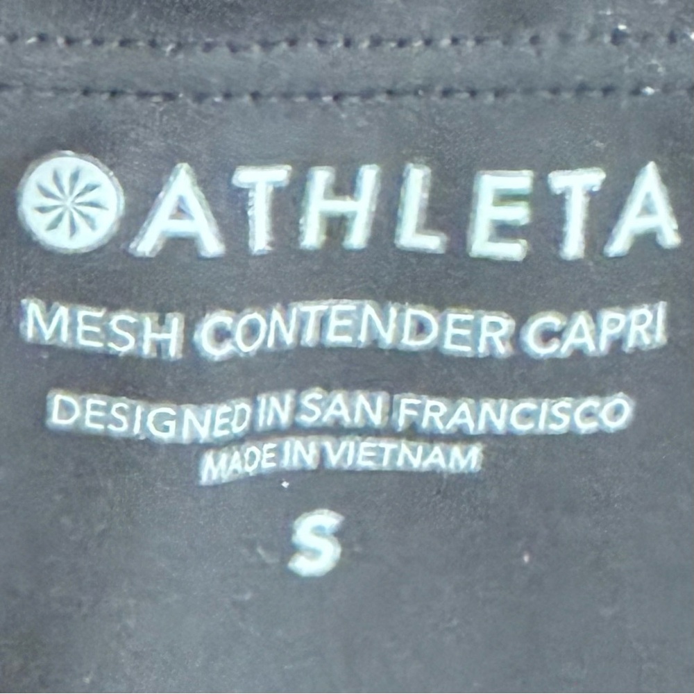 Athleta Mesh Contender Capri in Black - Picture 4 of 5